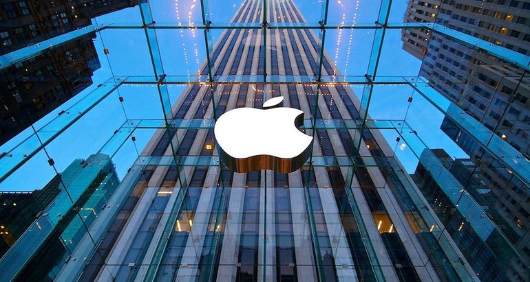 Apple, la primera empresa de EU en alcanzar el billón de dólares